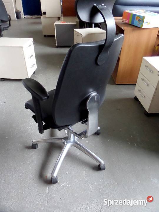 Fotel obrotowy Martela Onda czarna skóra Michałowice