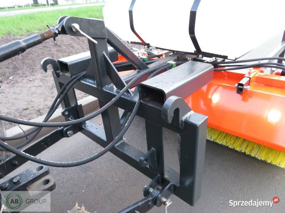 MetalTechnik Zamiatarka 18m Rzędziany