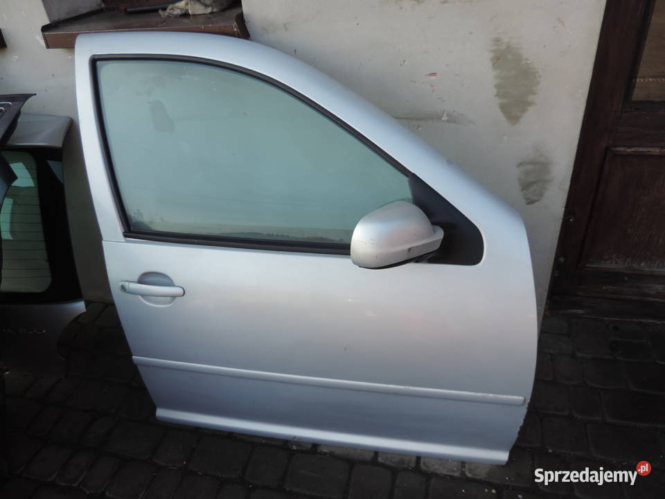 DRZWI PRAWY PRZÓD VW BORA SEDAN Rok produkcji 2001 Nowy Sącz