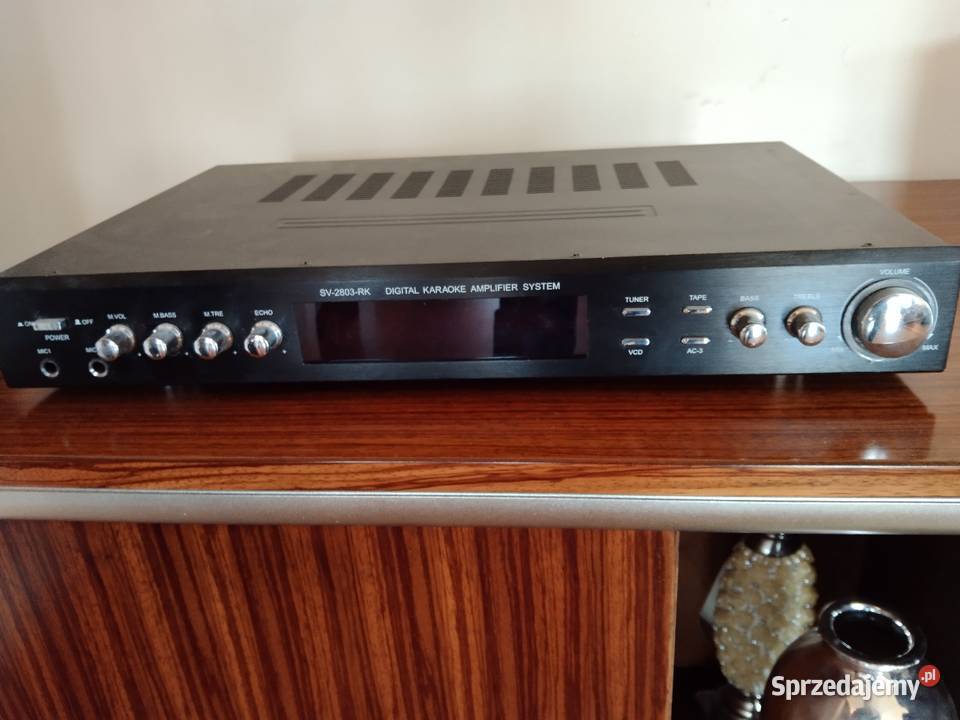 Ampituner Karaoke SV-2803-RK