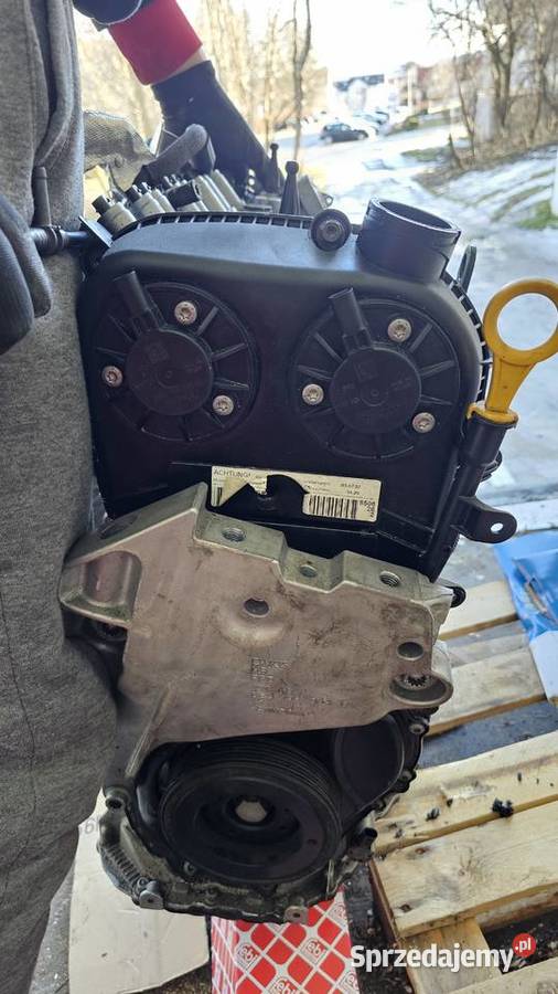 Silnik golf 8 Gti 3800 uszkodzony na części osobowe Myślenice