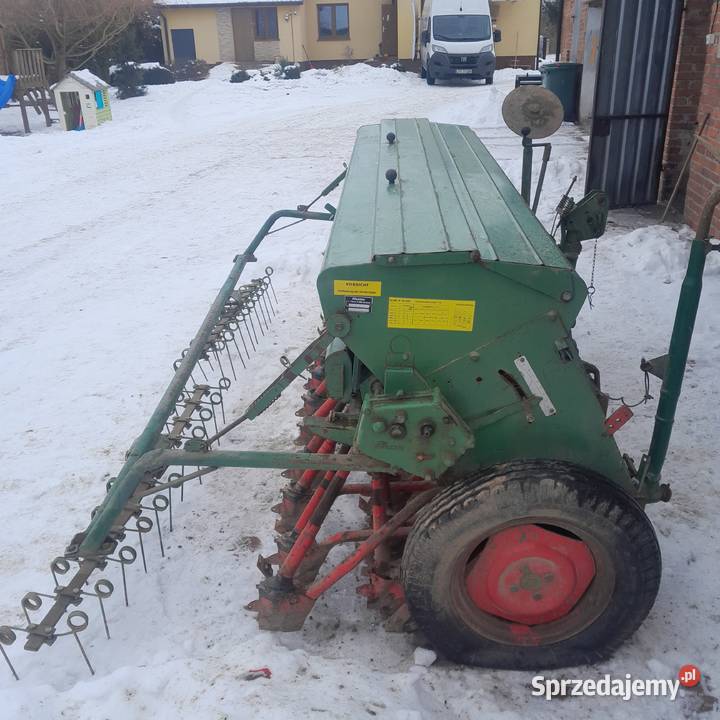Siewnik Hassia 3 metry drobny wysiew olejowa Glinnik sprzedam