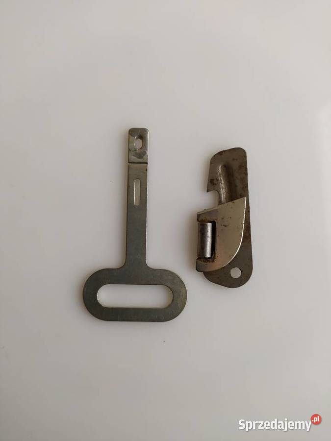 Otwieracze puszek konserw z PRLu 2 Olecko