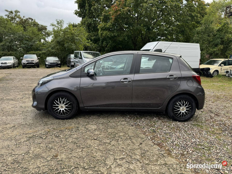 Toyota Yaris manualna Szczecin
