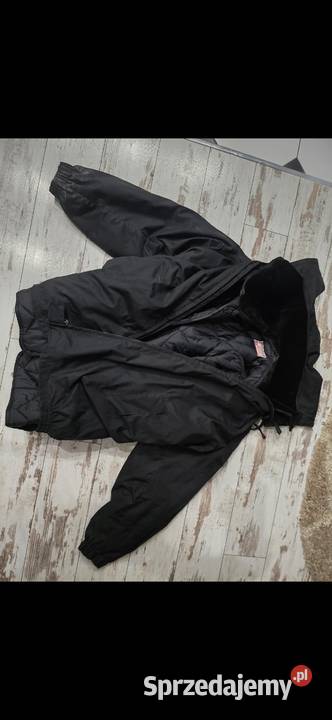 Sprzedam mundury wojskowe Marki sprzedam