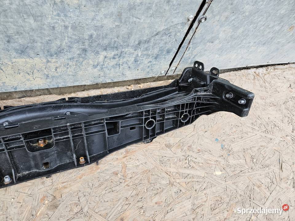 TOYOTA YARIS 4 IV WZMOCNIENIE GÓRNE PRZÓD osobowe Międzychód