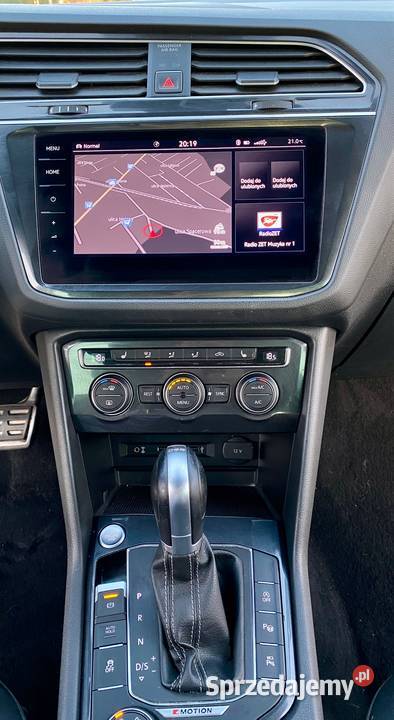VW Tiguan 20 TDI 4Motion niski przebieg salon Pruszków sprzedam