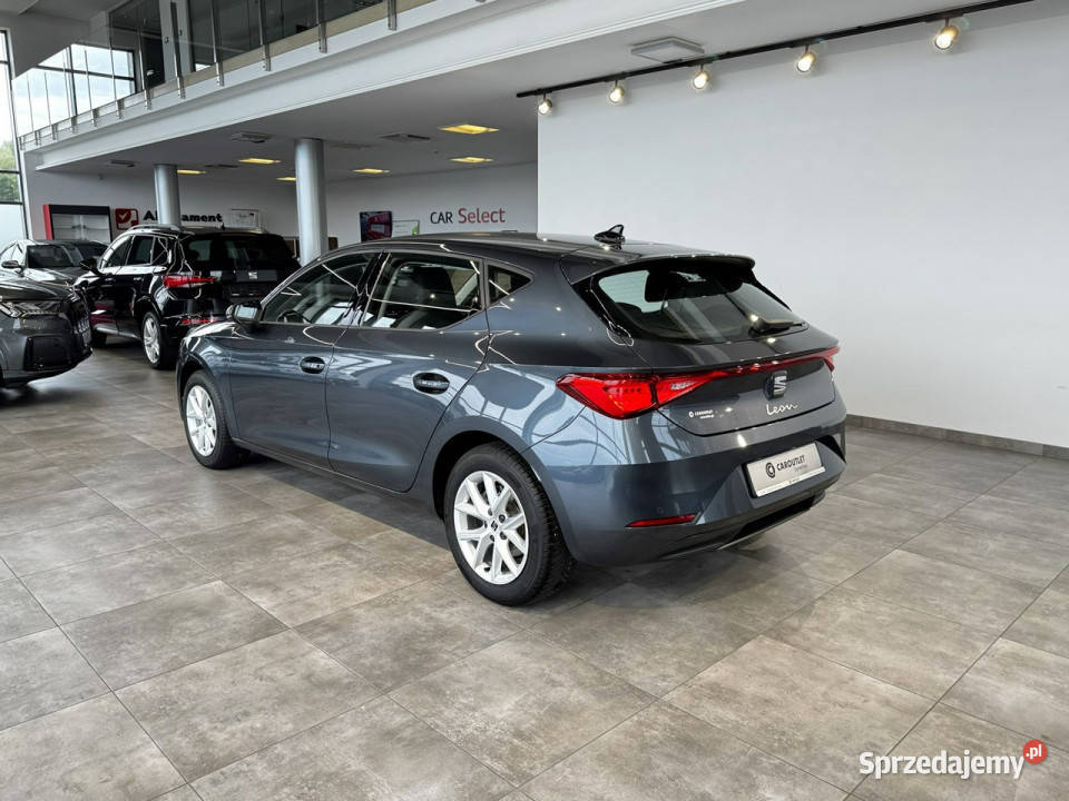 Seat Leon Style 10TSI 110 M6 20232024 r salon fa grafitowy małopolskie Myślenice sprzedam