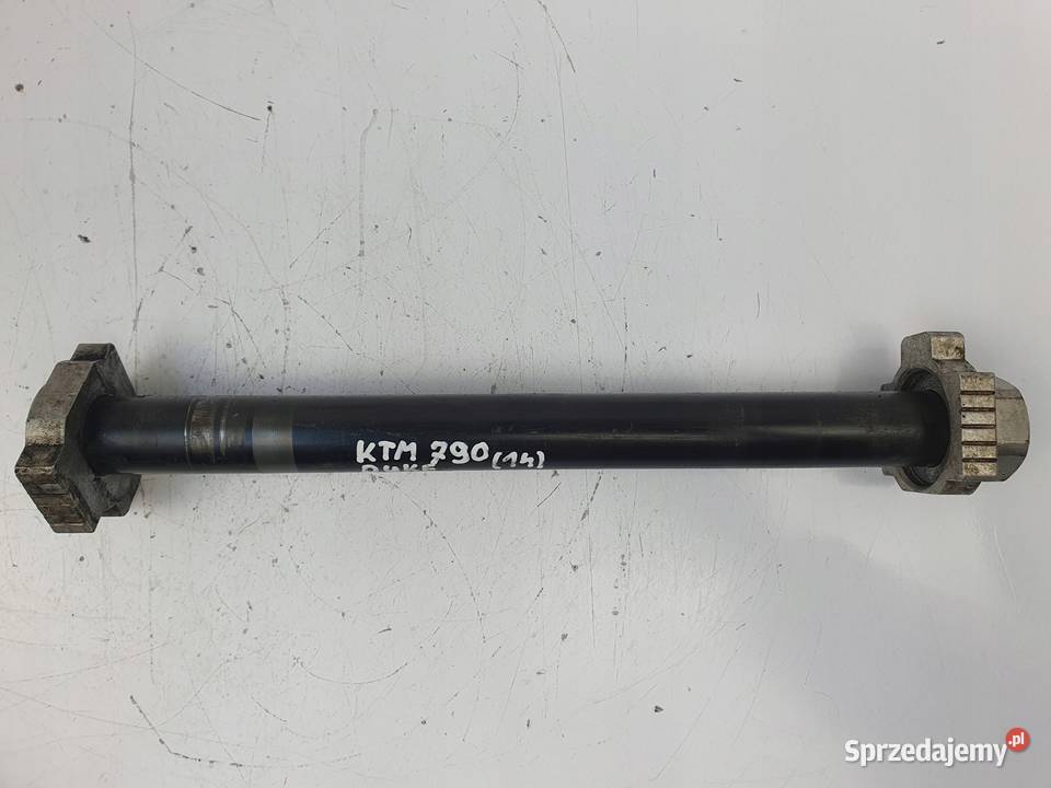 OŚKA TYLNEGO KOŁA KTM Duke 790 1824 tył Chełm