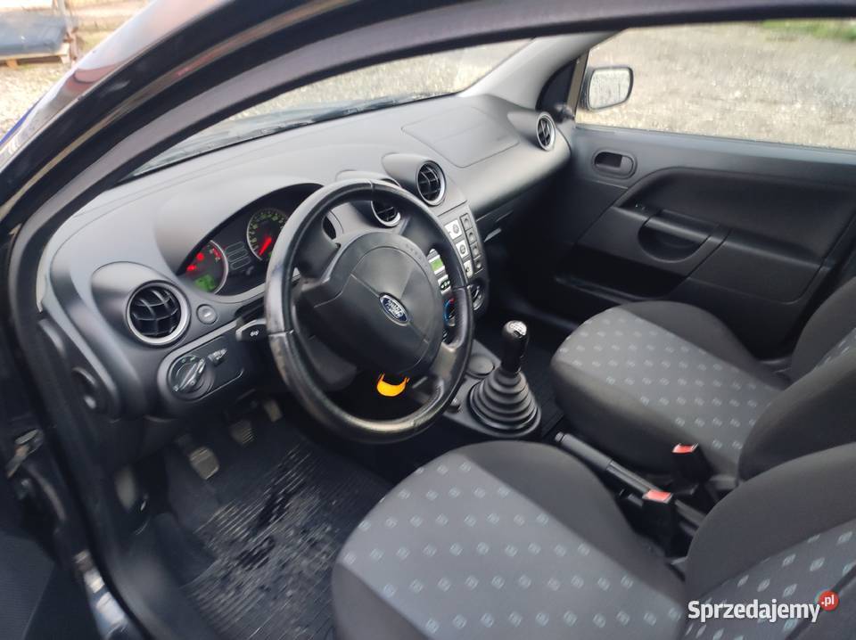 Ford Fiesta 13 sprzedam