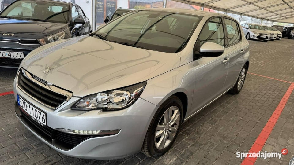 Peugeot 308 12 Benzyna 81 ZAREJESTROWANY T9 Zduńska Wola sprzedam