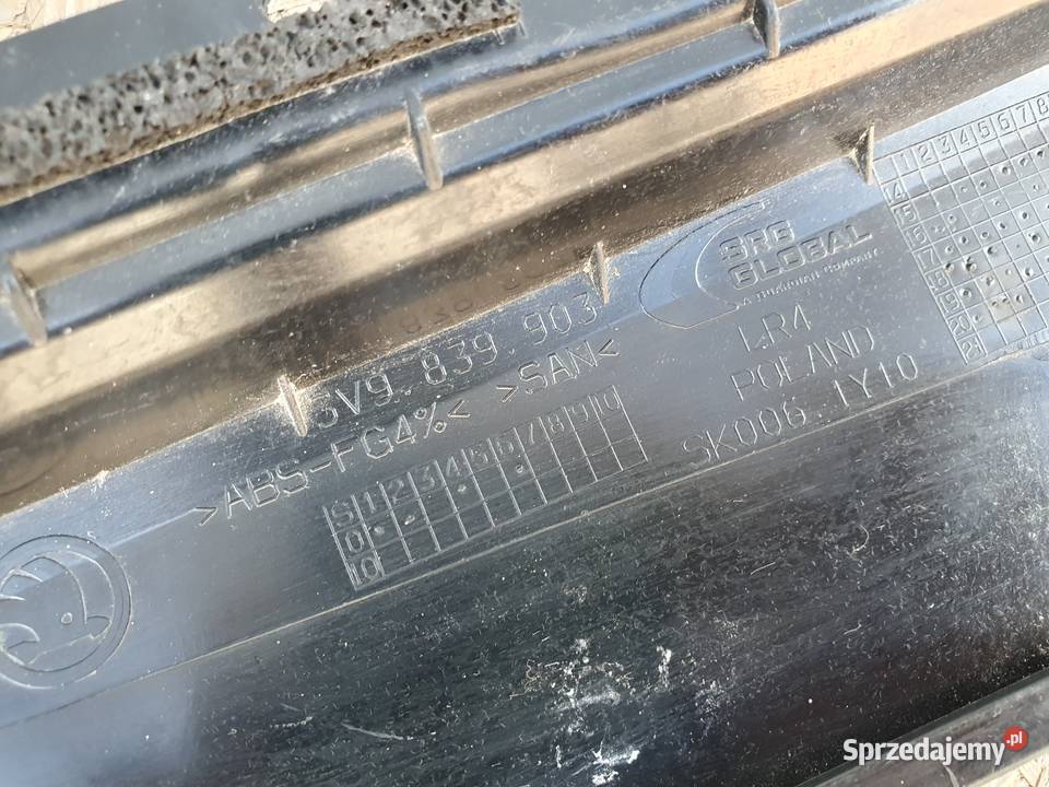 SKODA SUPERB III 3 LISTWA DRZWI LEWA TYŁ LEWY wielkopolskie Międzychód