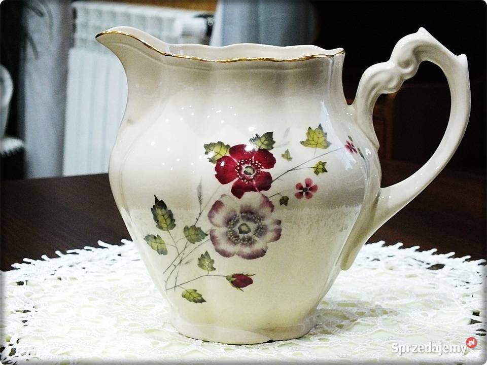 Dzbanek Chodzież Porcelit sygnowany Mlecznik Żary