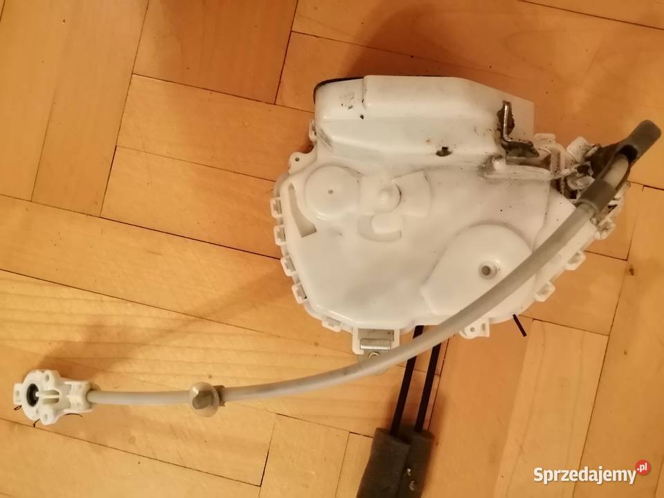 zamek drzwi lewy przód Honda Civic VIII UFO