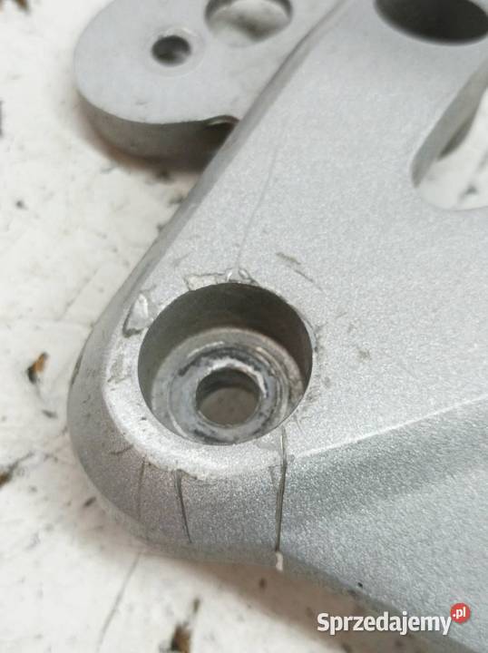 UCHWYTY MOCOWANIE LAMPY KIERUNKÓW PRAWY PRZÓD