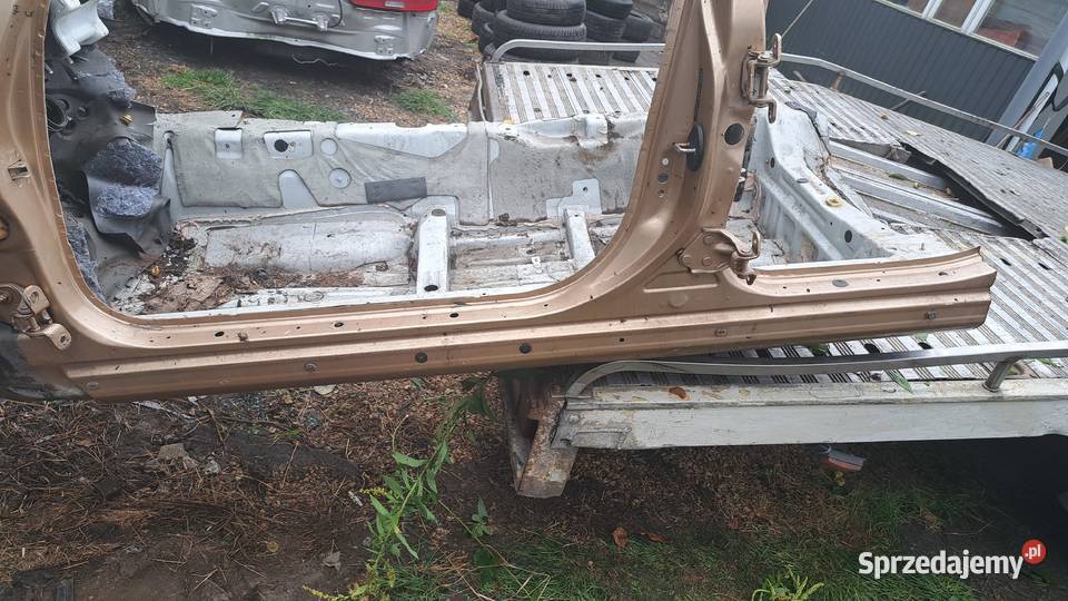 Próg z słupkiem Lexus LS400 UCF10 93r Stan Częstochowa