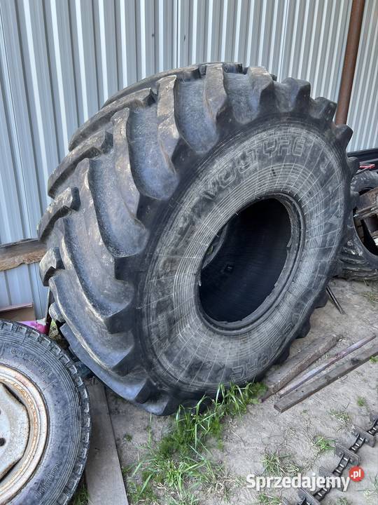 Opony 281r26 75065r26 2 kombajn rozrzutnik Wierzba sprzedam