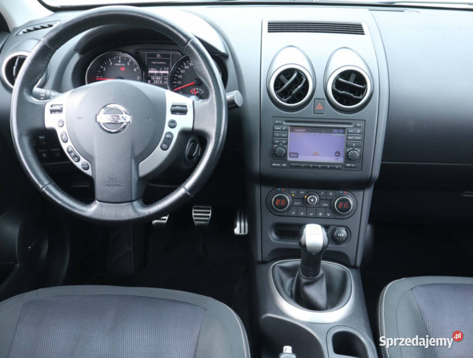 Nissan Qashqai 16 nieuszkodzony Łódź