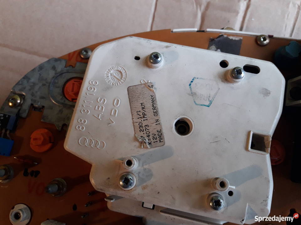 Licznik Audi 80 b4 19 TDI Rakowiec