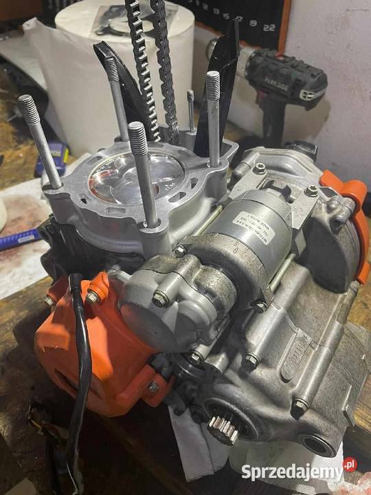 Mobilny mechanikwulkanizacja pomoc drogowa 24h śląskie Ruda Śląska naprawa