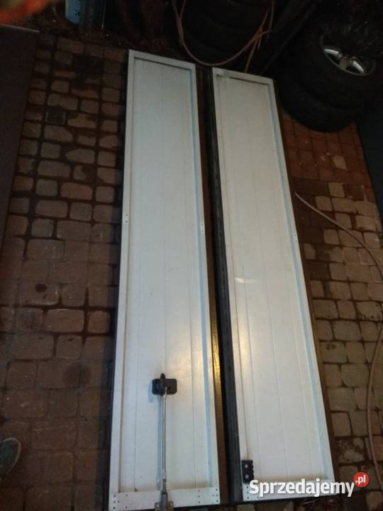 Brama garażowa wjazdowa segmentowa HORMANN Kraków