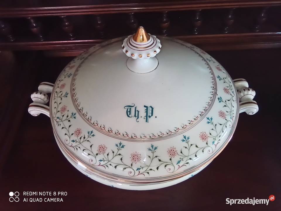 waza na stopie z monogramem Th P Gdańsk