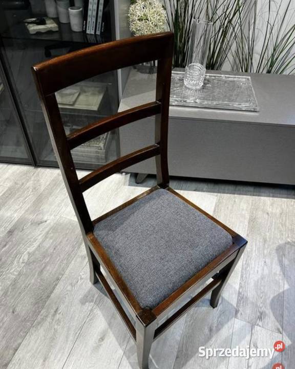 Zestaw 4 KRZESEŁ jest 8 włoskie Arca orzech Lublin sprzedam