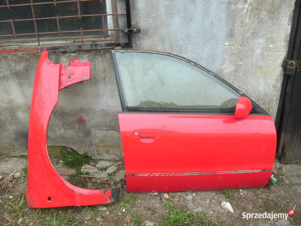 audi a4 fotele drzwi klamoty tanio A4 zachodniopomorskie Wałcz Drugi