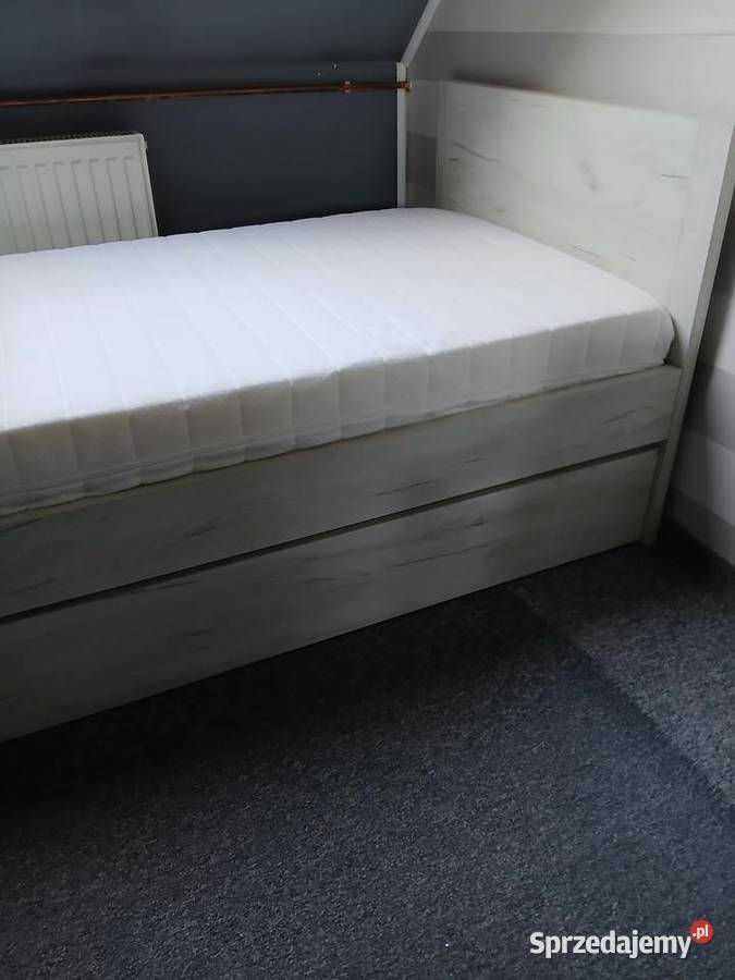 Łóżko 90x200 z Materacem Zagrodno