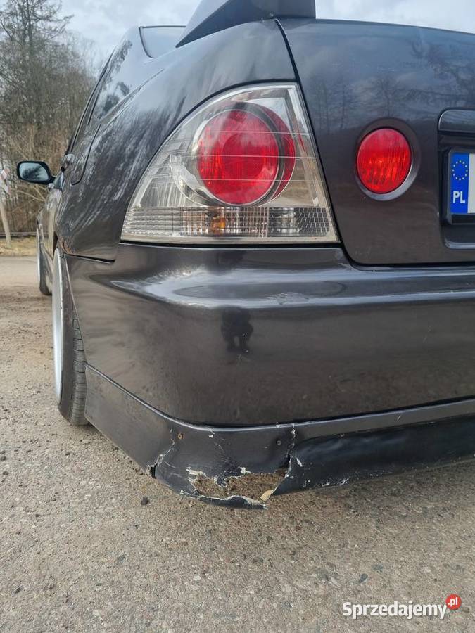 Lexus is 200 Rok produkcji 1999 Sierakowice sprzedam