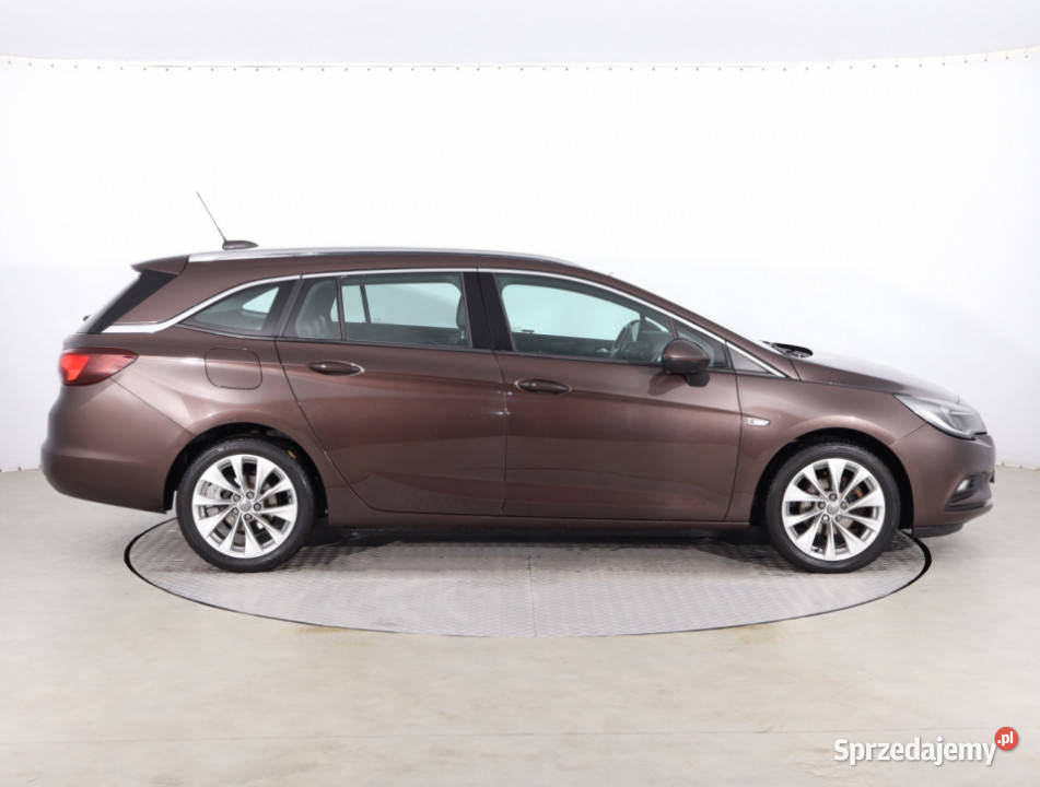 Opel Astra 14 T bluetooth Astra Piaseczno