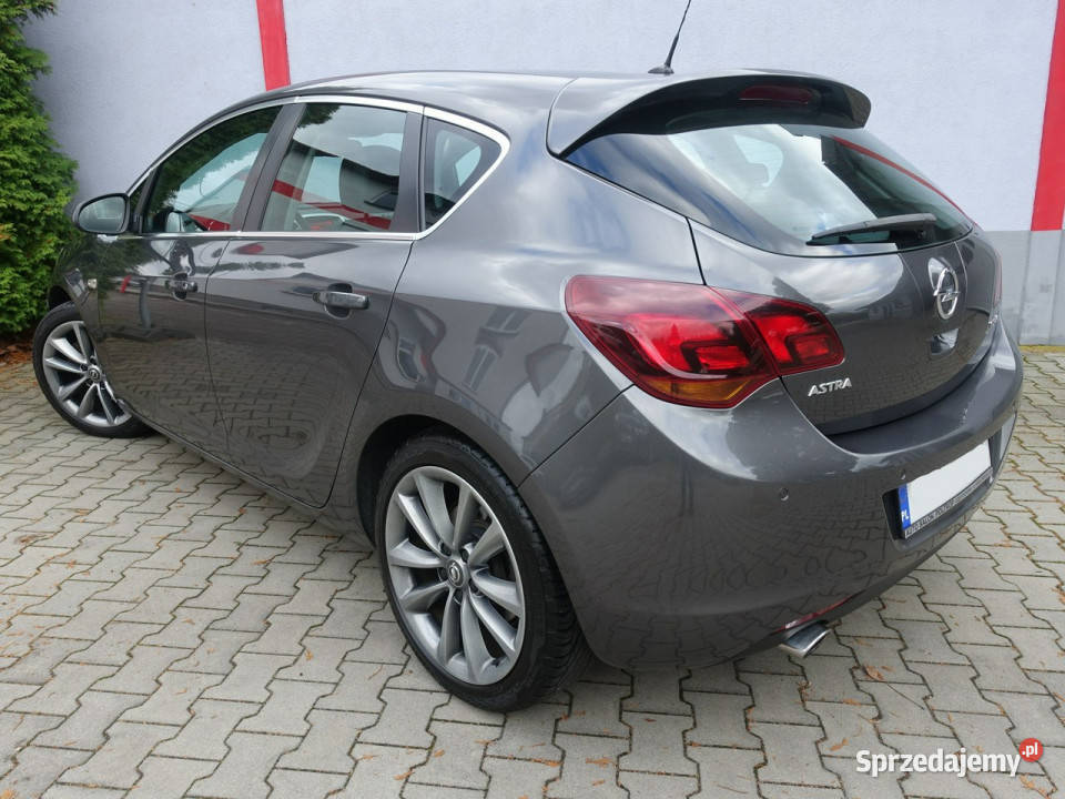 Opel Astra 16T Klimatronik Alu Światła dzienne śląskie Częstochowa sprzedam