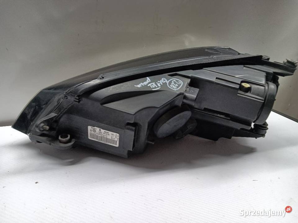 LAMPA PRZÓD PRZEDNIA PRAWA VW GOLF VII 5G1941006