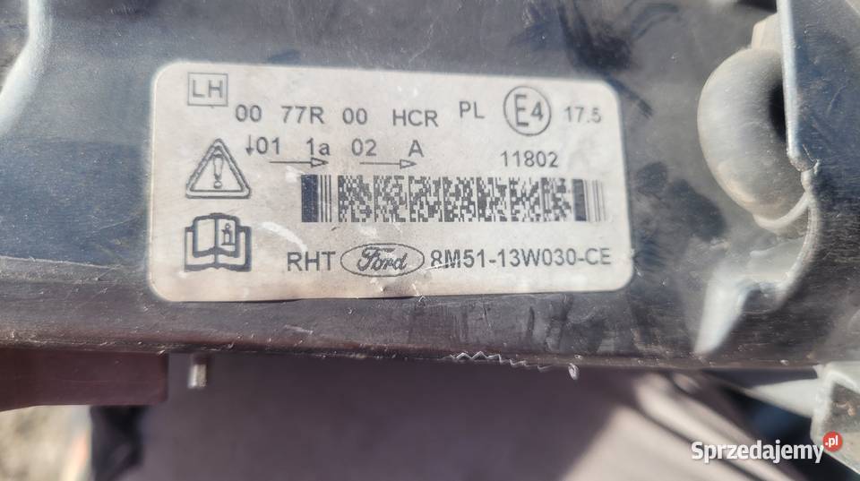 FORD FOCUS MK2 LIFT 2007 LAMPA LEWY PRZÓD