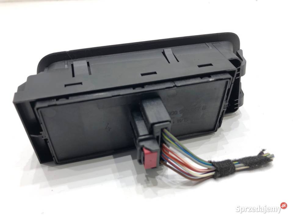 PRZEŁĄCZNIK SZYB VW GOLF VII 5G0959857B Mechanizmy opuszczania szyb