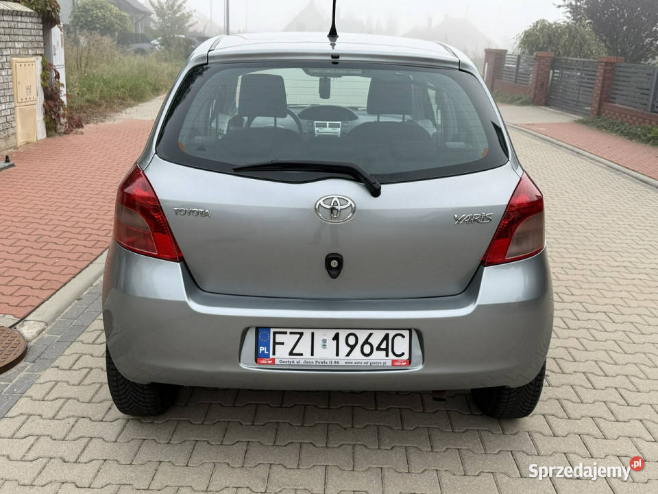 Toyota Yaris Toyota Yaris 2008 13 Benzyna Klima immobilizer Gostyń