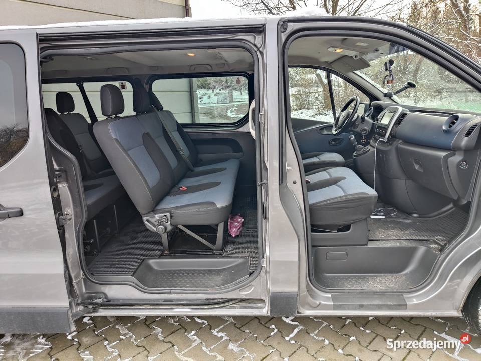 Opel Vivaro B LONG 16 BiTurbo 140 2015 9 os 4/5 świętokrzyskie Bogoria