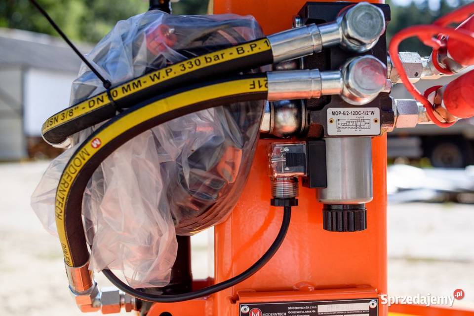 Szczotka do usuwania chwastów hydrauliczna Pułtusk