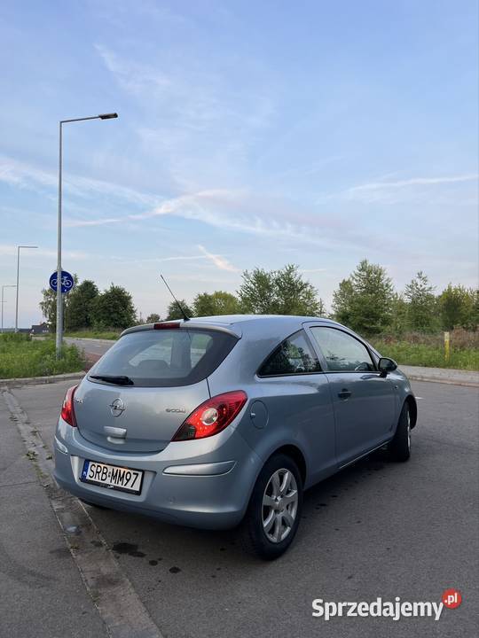 Opel Corsa D 10 16V 2009r 135 stan 2/3 Siewierz