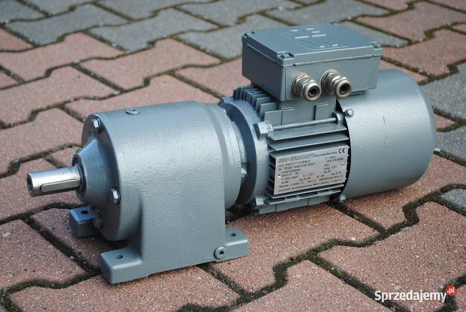 Motoreduktor 037kw 54obrmin z hamulcem Firmy SEW Pozostałe Kargowa