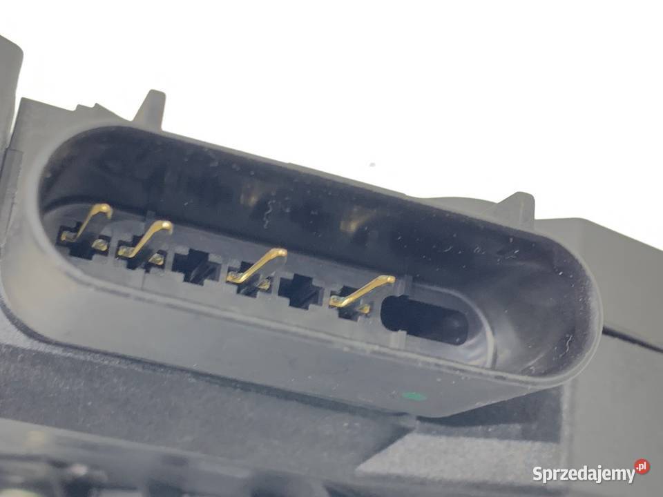 ZAMEK DRZWI PRAWY PRZÓD FORD KUGA II SUV sprzedam