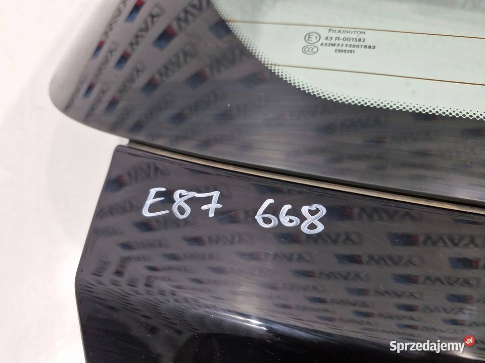 BMW 1 E81 E87 KLAPA BAGAŻNIKA TYŁ TYLNA 668