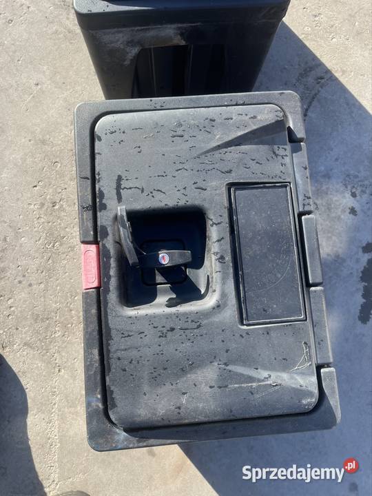 Skrzynki samochodowe narzędziowe podkarpackie sprzedam