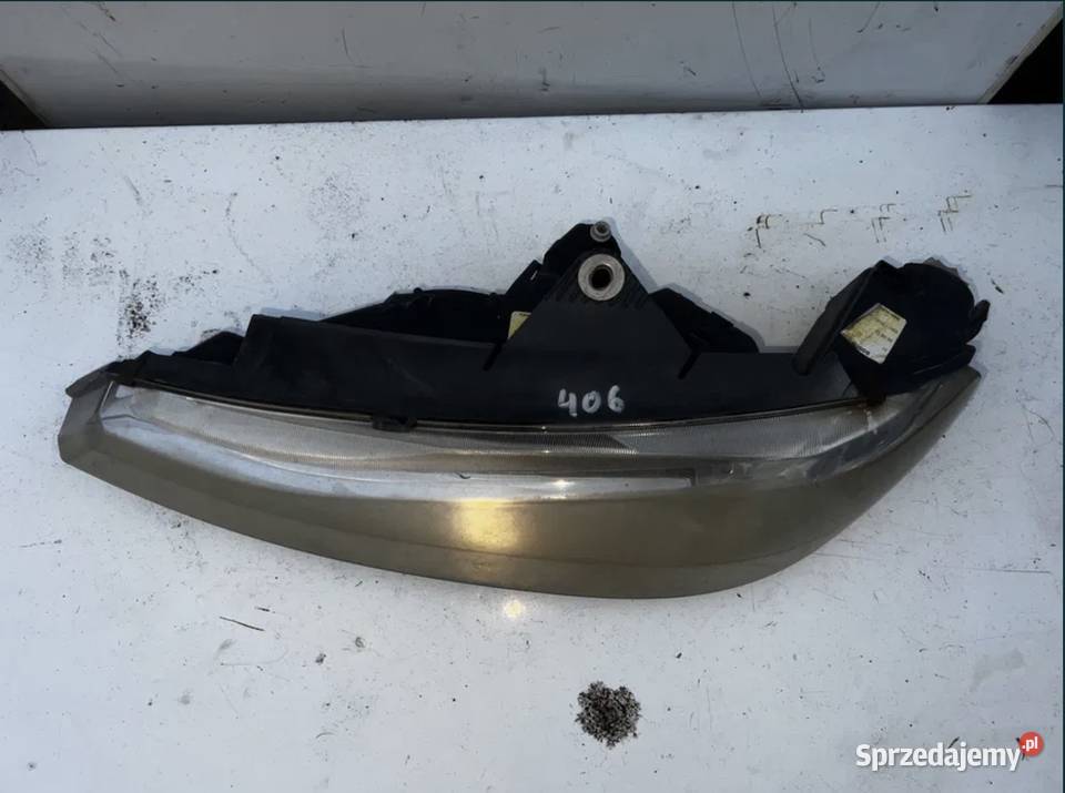 lampa przód lewa Peugeot 406