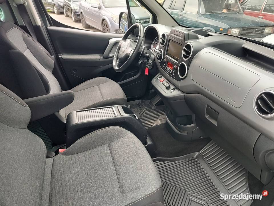 CITROEN BERLINGO AUTOMAT Rok produkcji 2016 wielkopolskie Leszno sprzedam