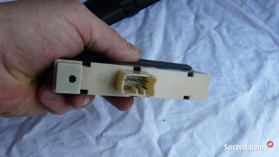 Panel sterowania szybami suzuki vitara 8897 Wolsztyn