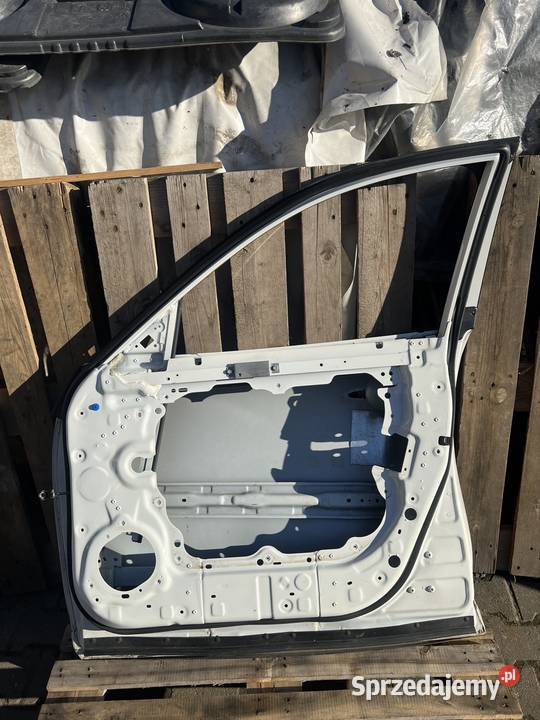 Drzwi prawe przednie Infiniti QX70 Radom