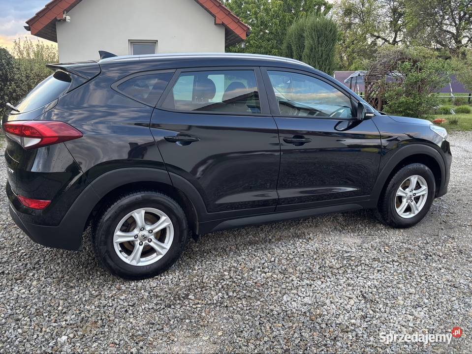 Hyundai Tucson 2015 17 CRDI 201000