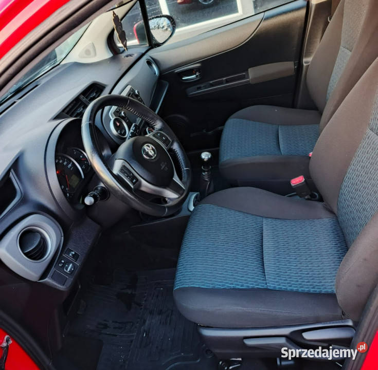 Toyota Yaris 13 benzyna opłatach III 20112019 aluminiowe felgi Chełm sprzedam