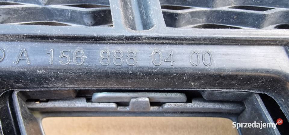 MERCEDES GLA W156 LIFT LISTWA GRILLA CHROM Atrapy Atrapy Bieleń